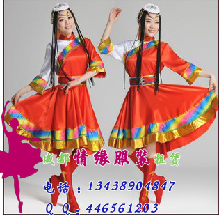 红色藏族舞蹈服饰